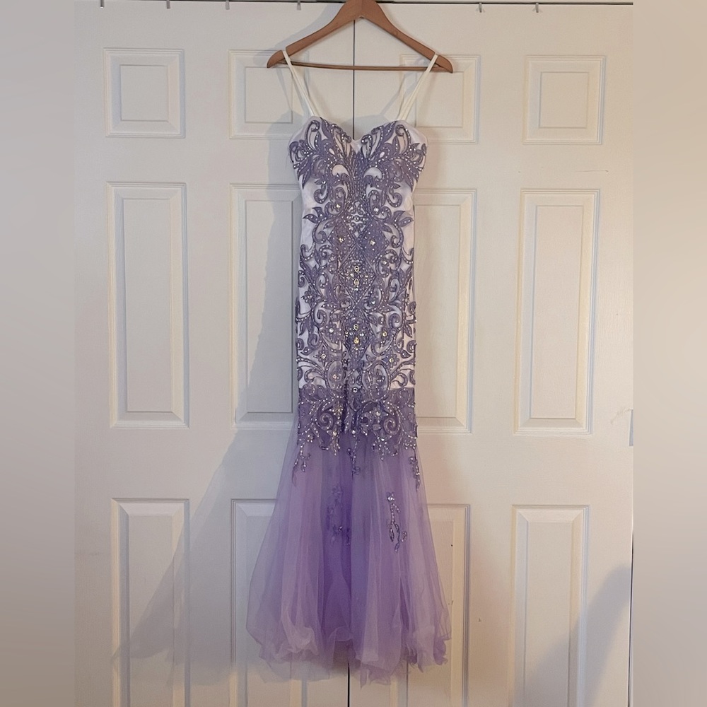 Dave and Johnny purple prom/formal dress